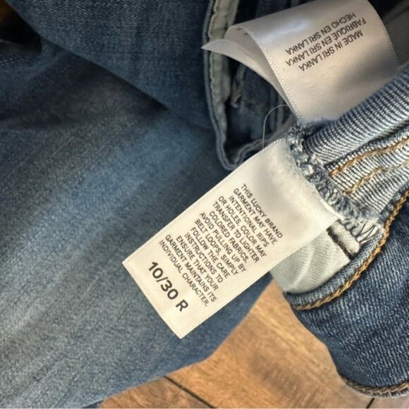 Lucky Brand Mid Rise Sweet Straight Jeans Dark Wash Women Size 30R Nomadcore - Picture 6 of 9